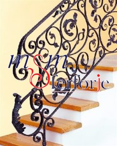 110 FERFORJE MERDİVEN KORKULUĞU